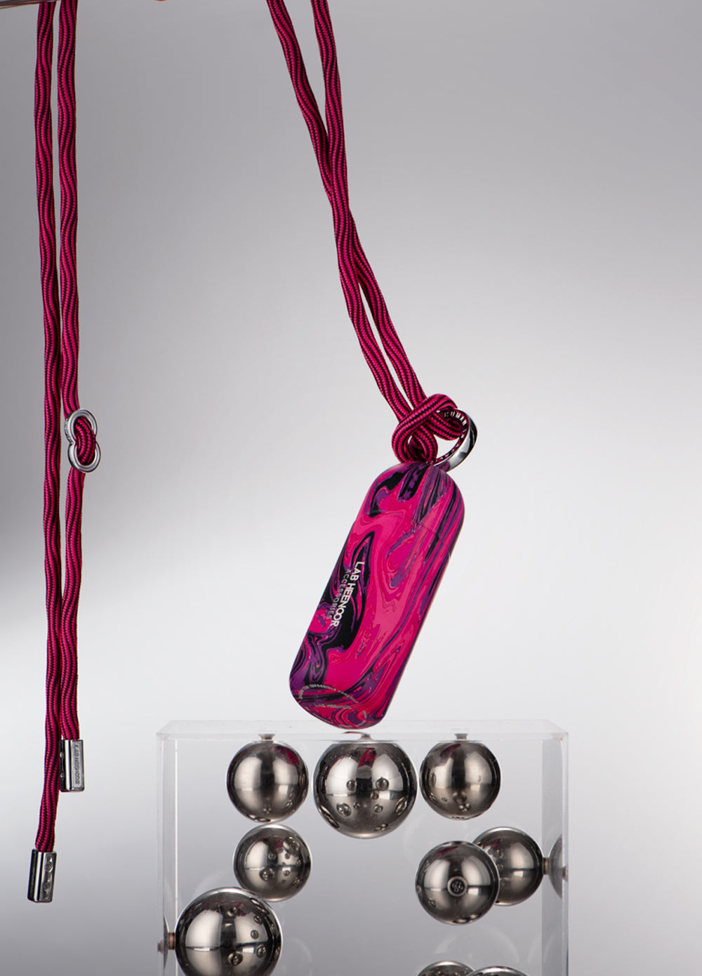 LOVEHOLIC GIFTING ACCESSORIES